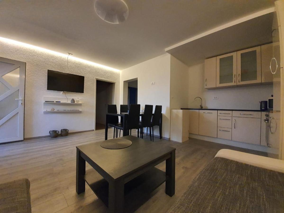 Apartman Bitunjac 고르니 카린 외부 사진